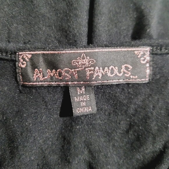 Almost Famous Womans Size M Black Racerback Tank top Sequin Sparkly Embellished - Picture 9 of 11